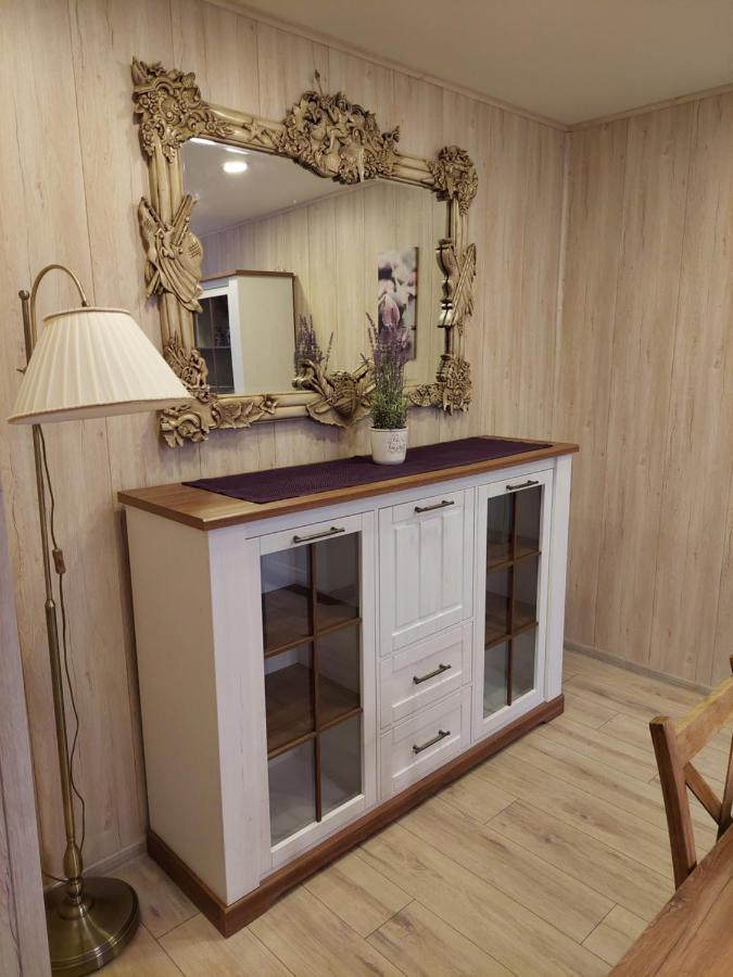 Marijampoles Jaukus Apartamentai Exteriör bild